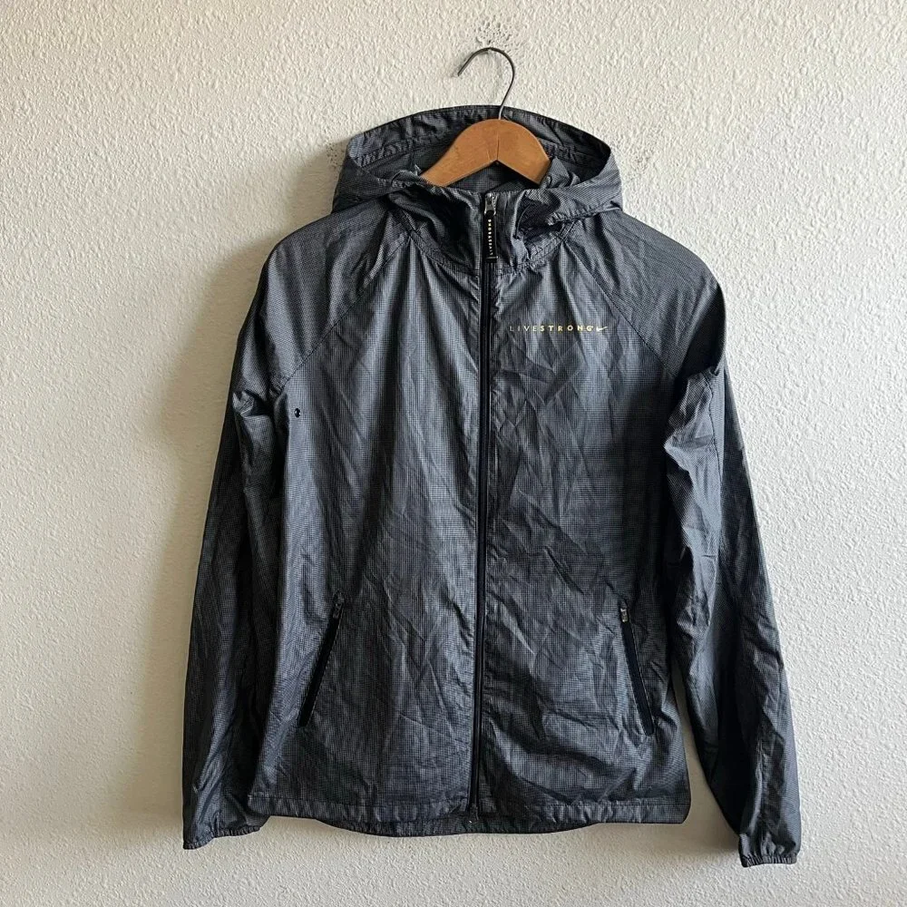 Nike Women's Livestrong Black Lightweight Hoodie Jacket Size S Style 467934-010